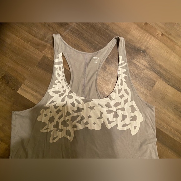 3 for $15 💜  Old Navy Women's Size Large Tank Top - Picture 3 of 7